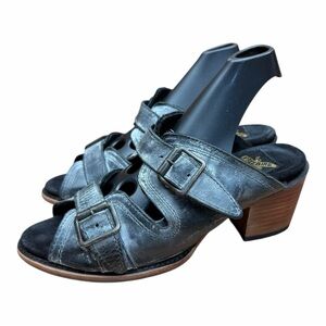 Freebird by Steven Caprice Size 9 Buckle Black Leather Heeled Sandals